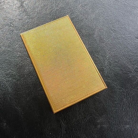 Vintage Elgin American Beauty Musical Compact - Picture 3 of 10